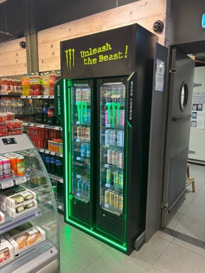 Monster kasten | maatwerk van Luc en Roel, Rotterdam